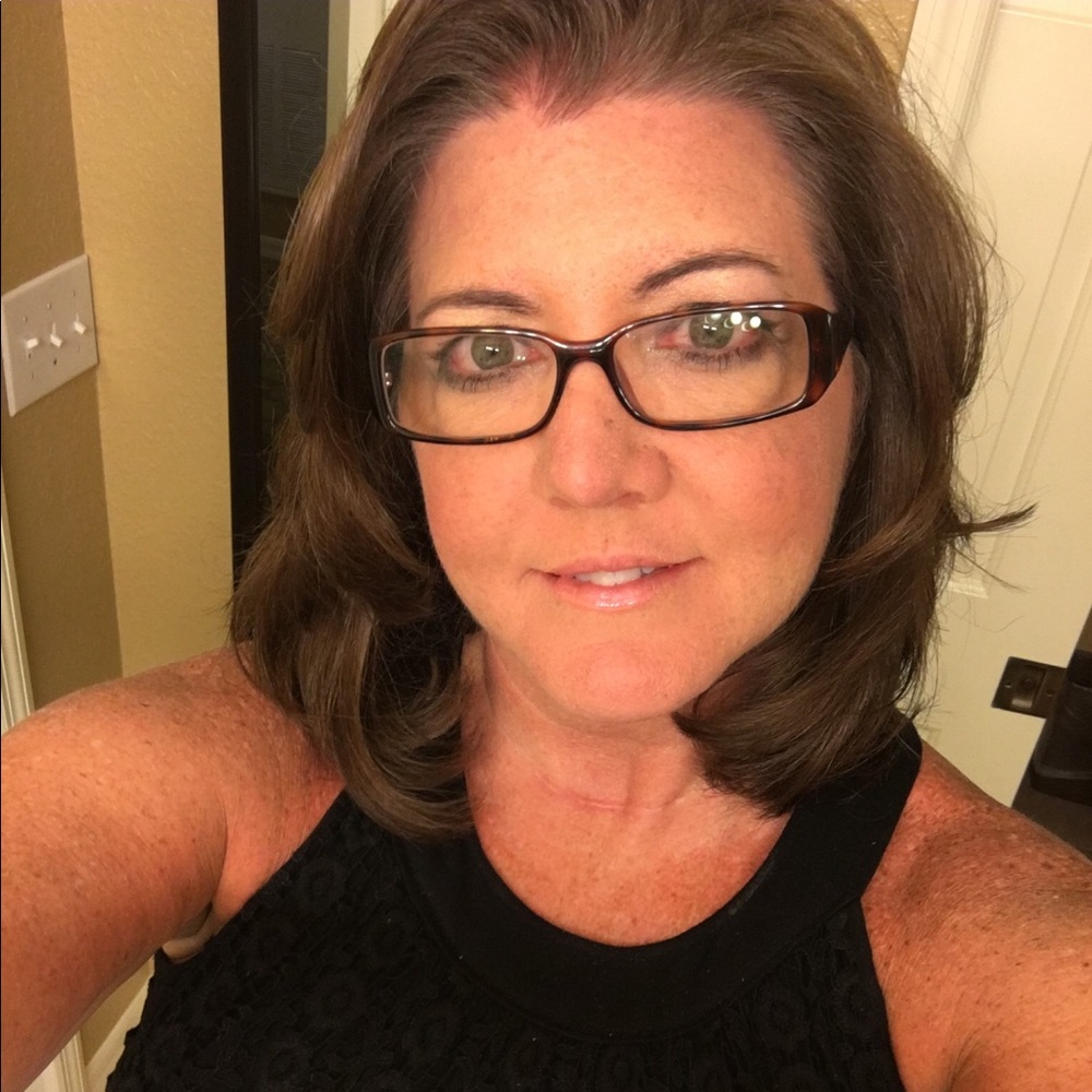 Meet your Posher, Christy